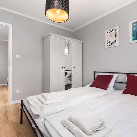 Gornoslaska 9/11 By Homeprime Apartmán